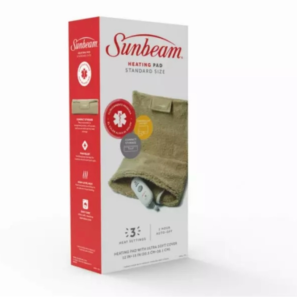 Brand new heating pad with 3 heat settings and a 2 hour auto-shutoff. Washable